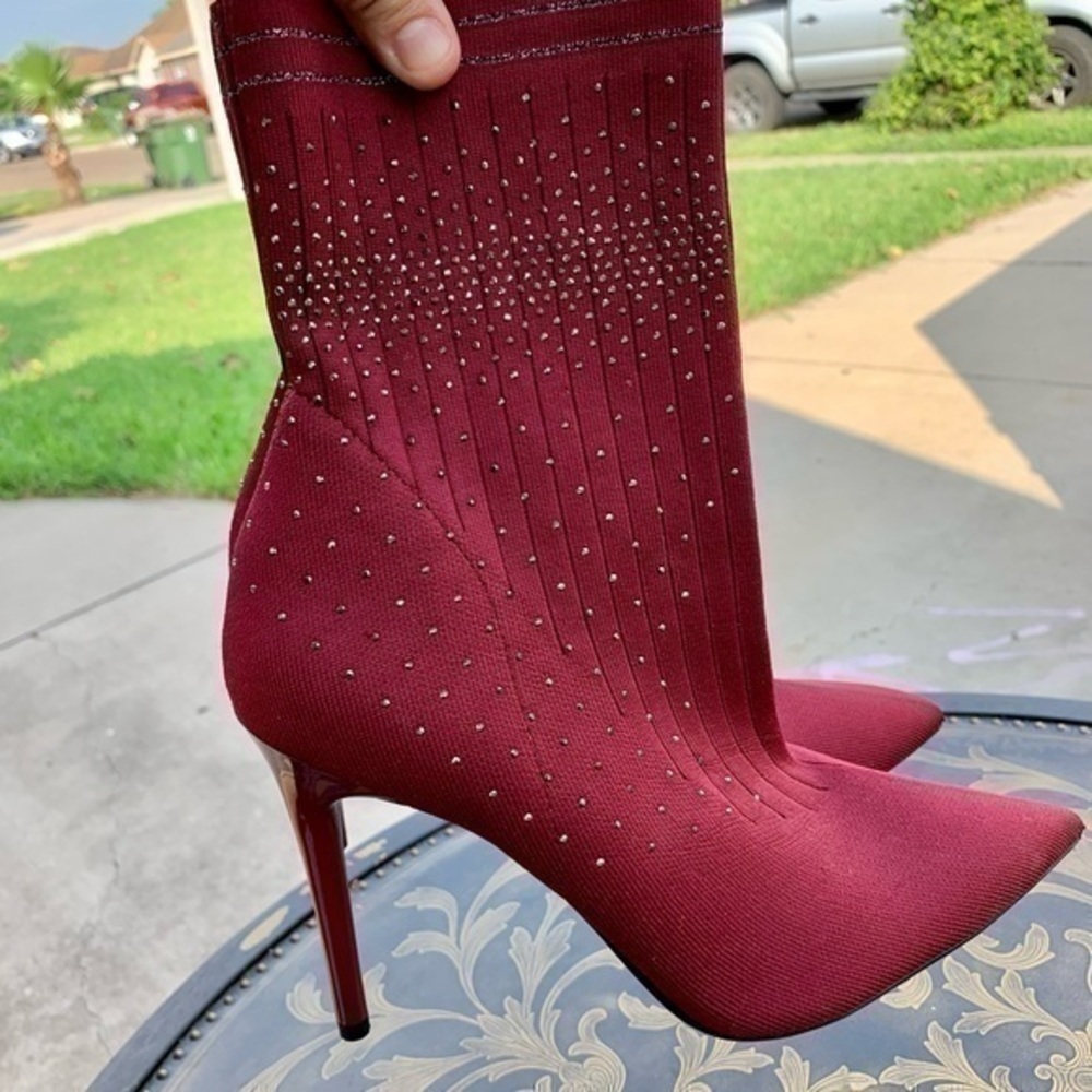Jessica Simpson Lytona Pointed Toe On Sock